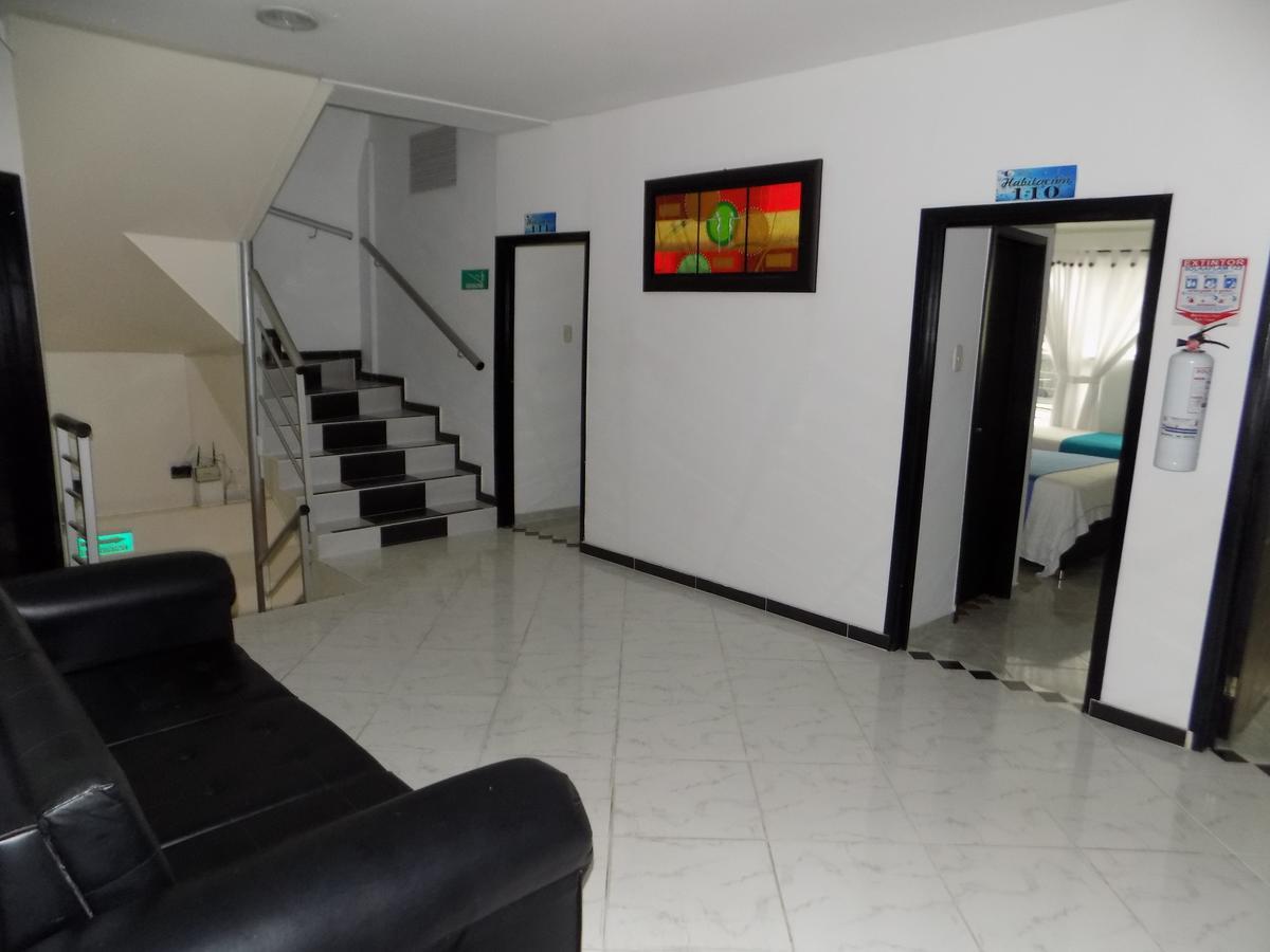 Hotel Luna Azul Florencia  Luaran gambar