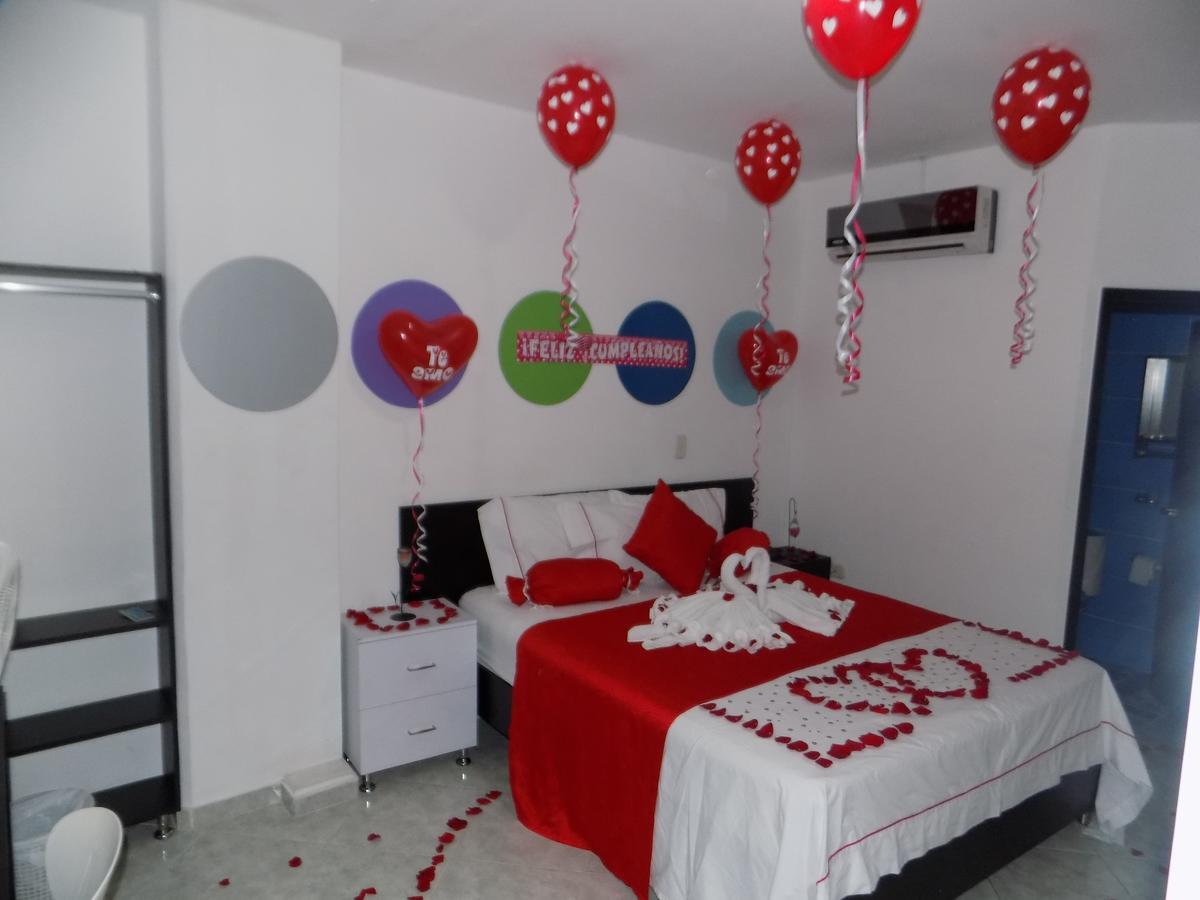 Hotel Luna Azul Florencia  Luaran gambar