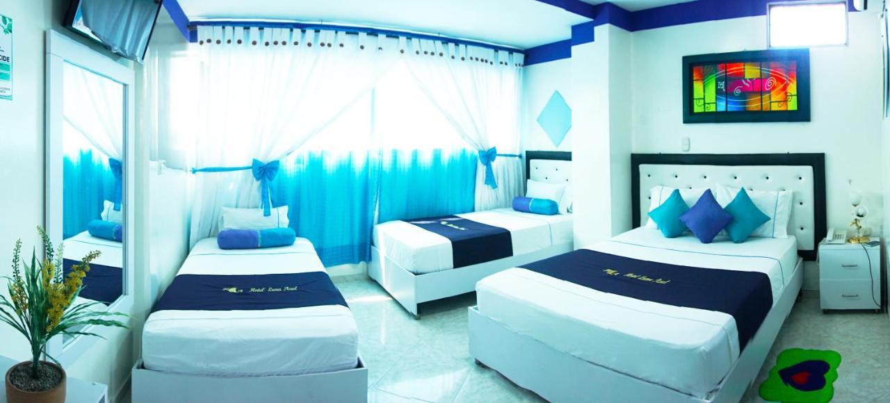 Hotel Luna Azul Florencia  Luaran gambar